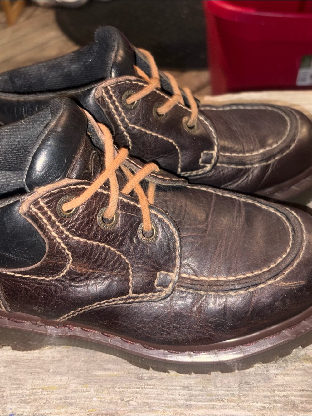 Dr. Martens Women’s Brown Leather Chukka Boots with Tan Laces size 8